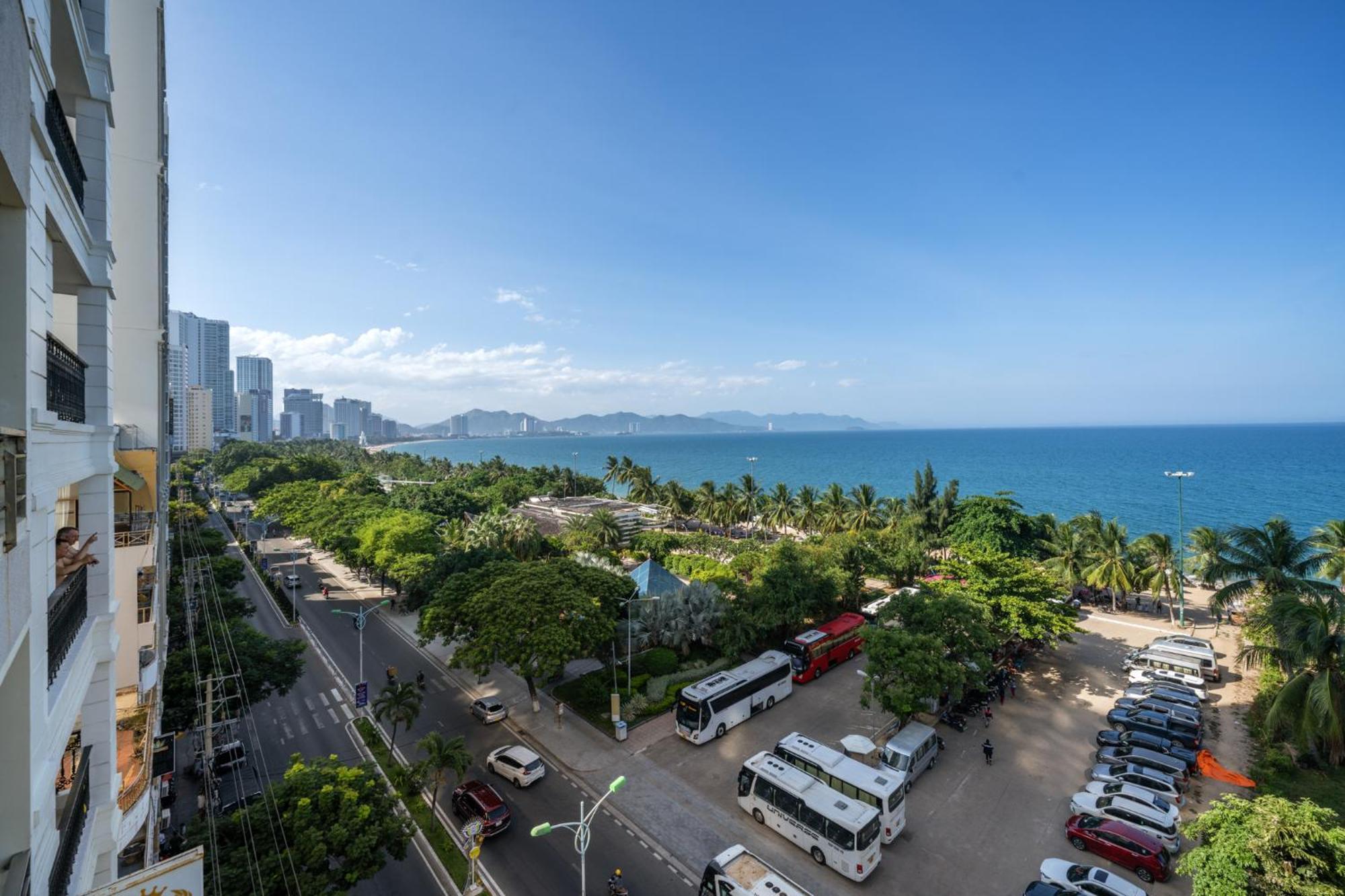 Nami Hotel Nha Trang Bagian luar foto